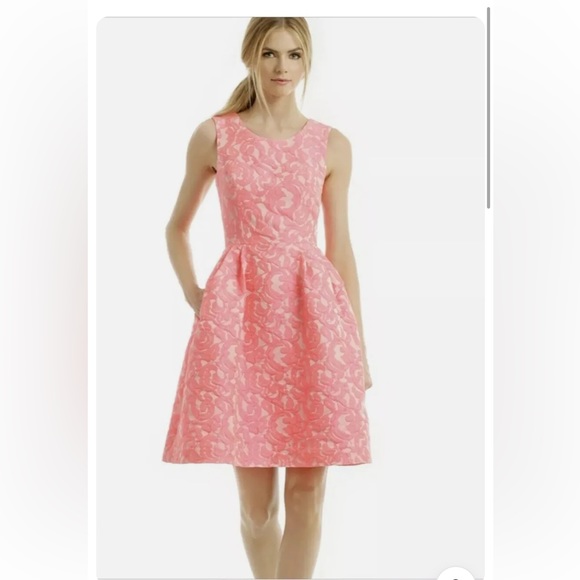 Pink tartan dress - Picture 5 of 10